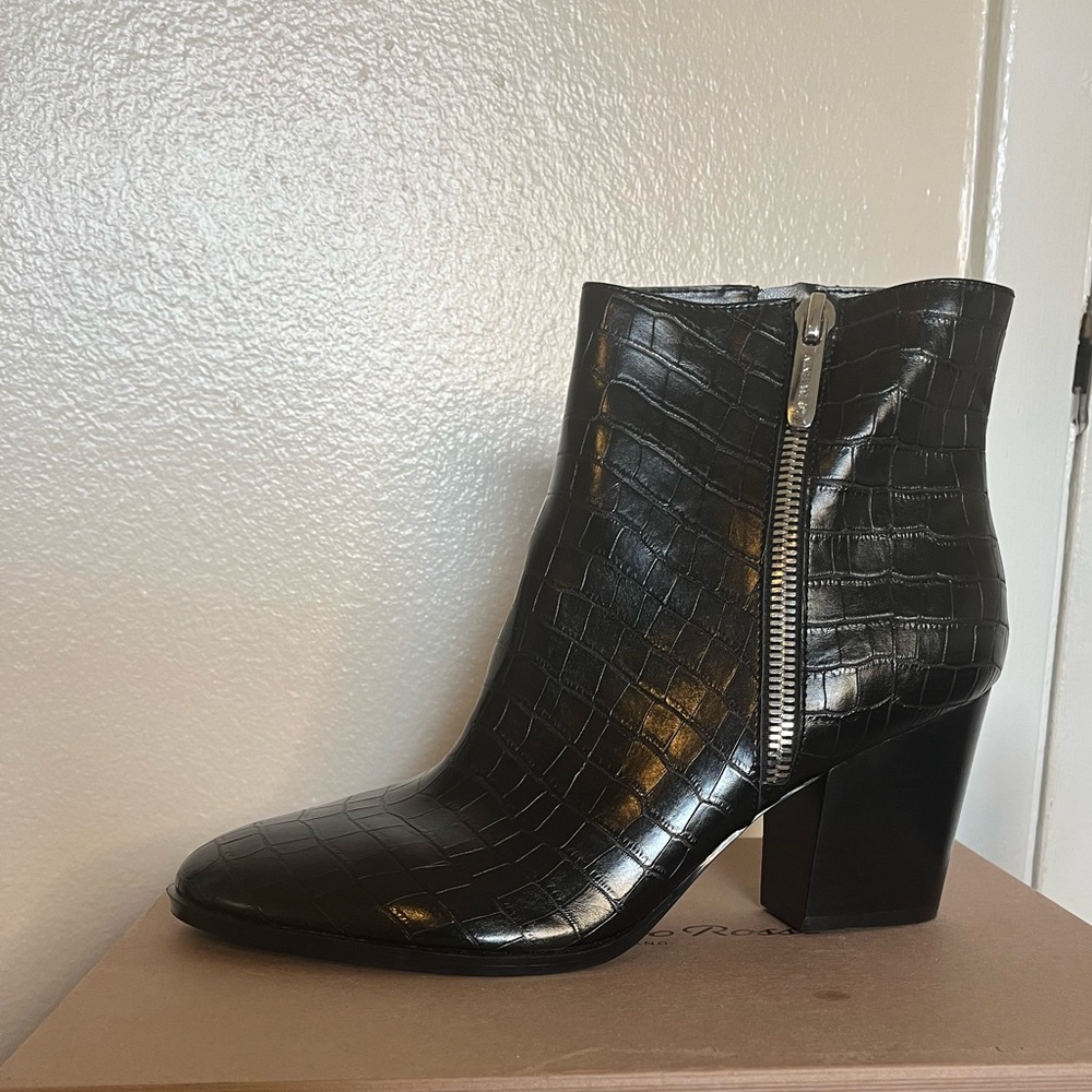 Nine West, Black faux snakeskin booties, size 11.